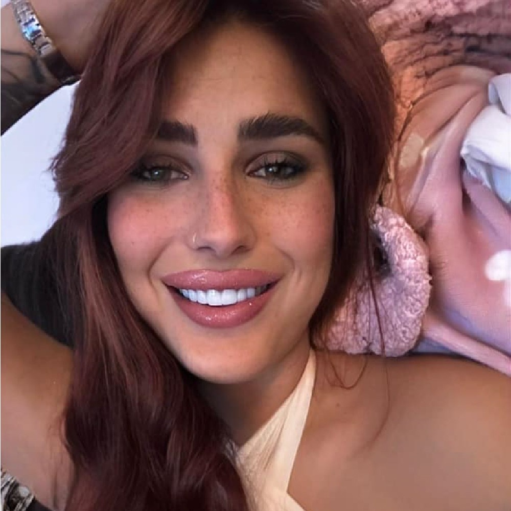 חיוך מטופלים מתוך אלבום הטיפולים המקורי – בית הרופאים נואל מדיקל